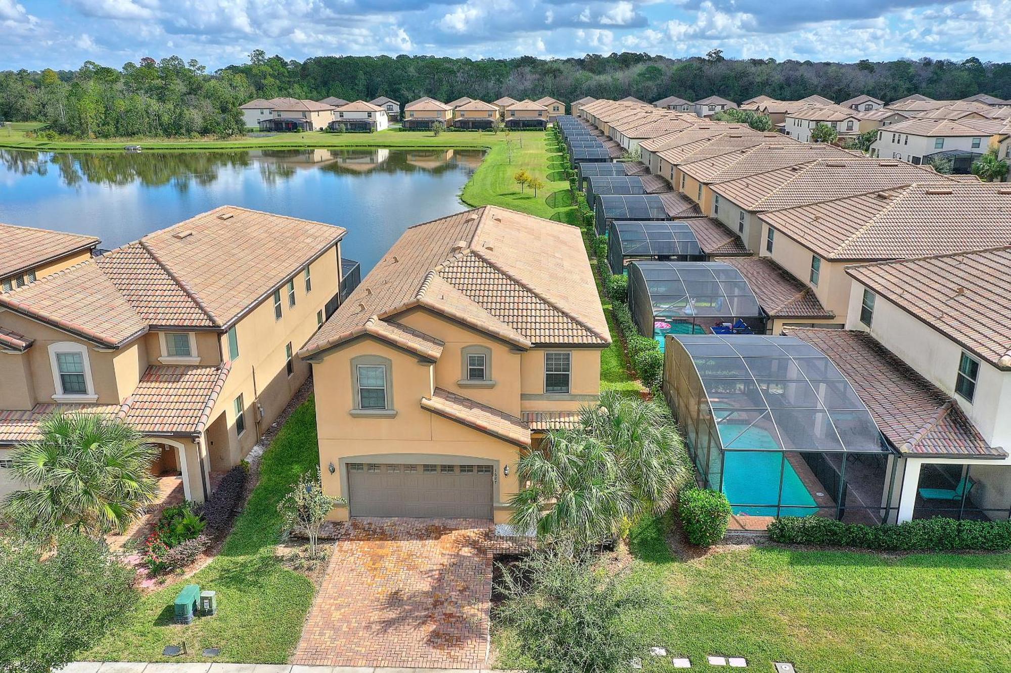 Stylish Cozy Family Getaway With Private Pool And Lake View Kissimmee Exterior photo